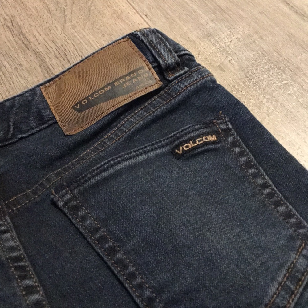 VOLCOM NEVER WORN Skinny Jeans